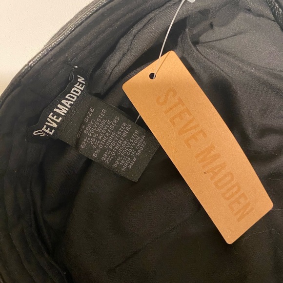 Steve Madden baker boy chain hat - Picture 6 of 6